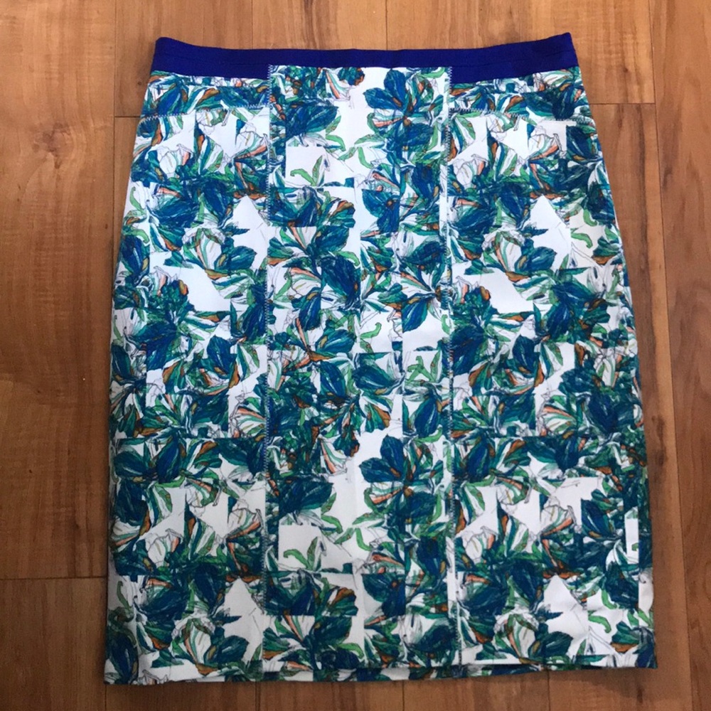 Club Monaco Blue Green Floral Pencil Skirt